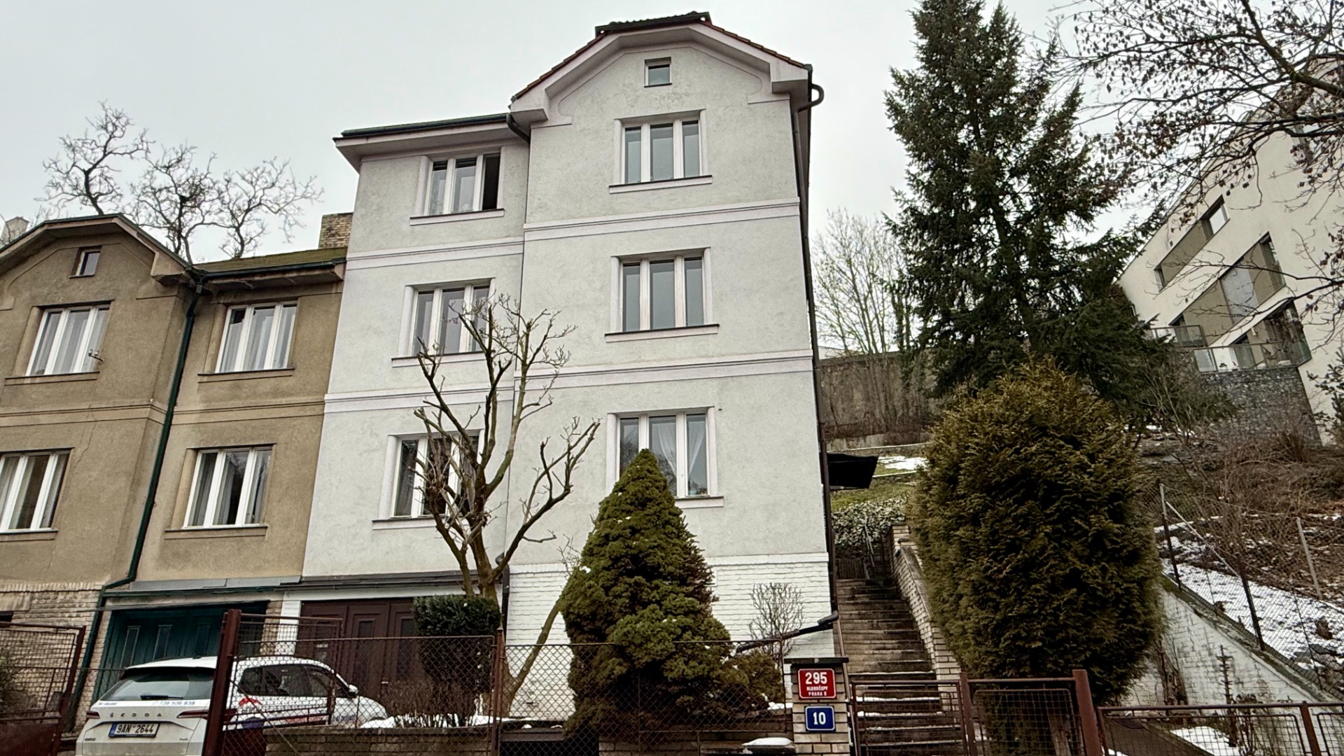 PRONÁJEM 2+1 Nad Zlíchovem